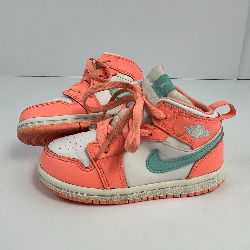 Nike Air Jordan 1 Mid Toddler Size 8C Sneakers Coral Orange White 644507-814